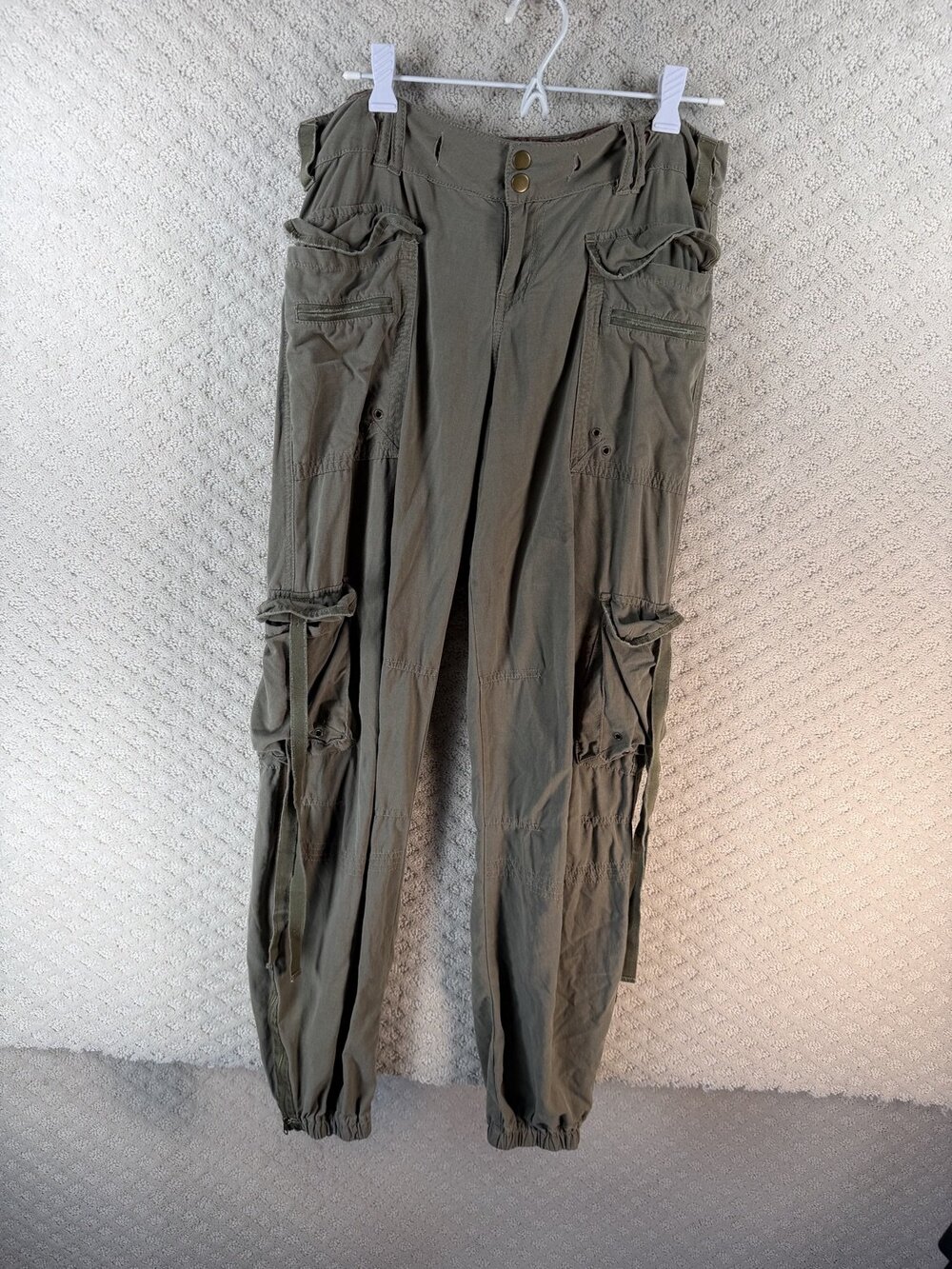 DÀ-NANG Pants Surplus Womens Green Tapered Leg Embroidered Elastic Waist Size M